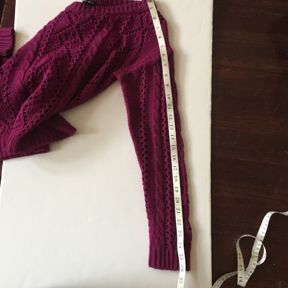 Sweater - Picture 8 of 8